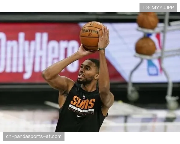 米卡尔·布里奇斯挡拆制造突破拉开空间提升得分效率