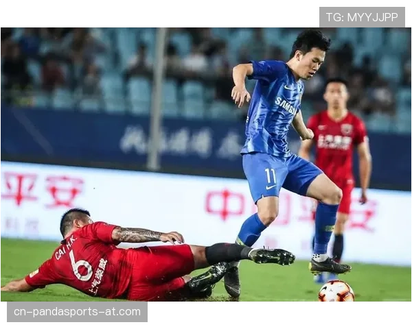 红牌规则：直接红牌与两黄变红的裁判判罚依据