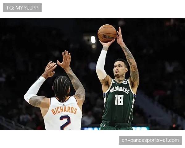 库兹马转为无球掩护 拉开空间提升得分效率