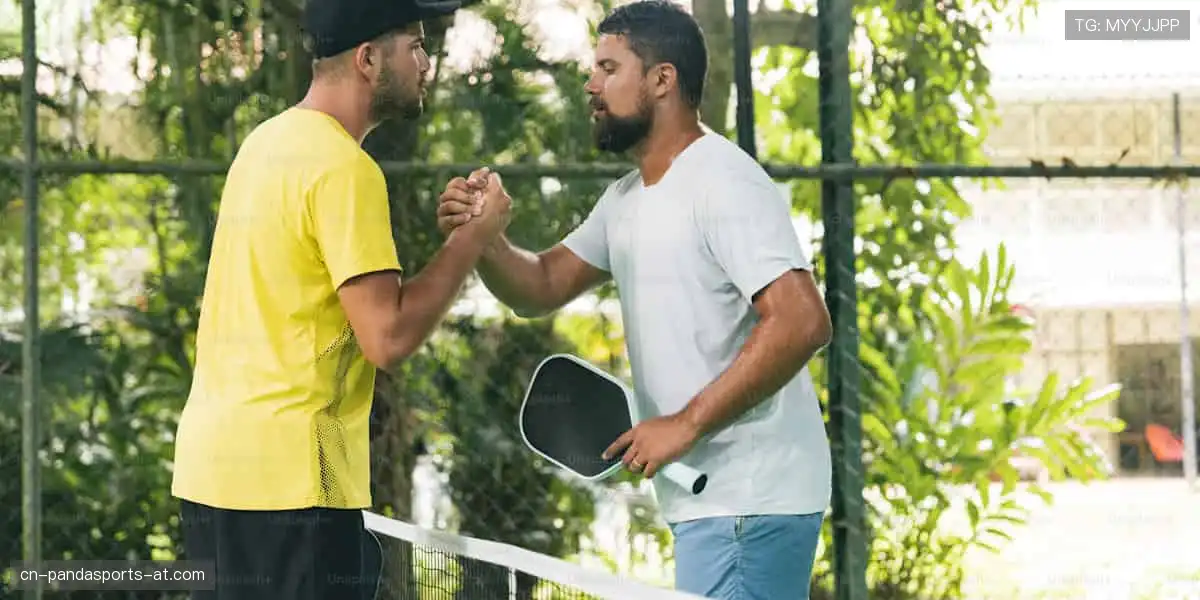 限量版纪念徽章，收藏属于你的体育记忆！🎖️